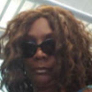 Meet your Posher, Stacey